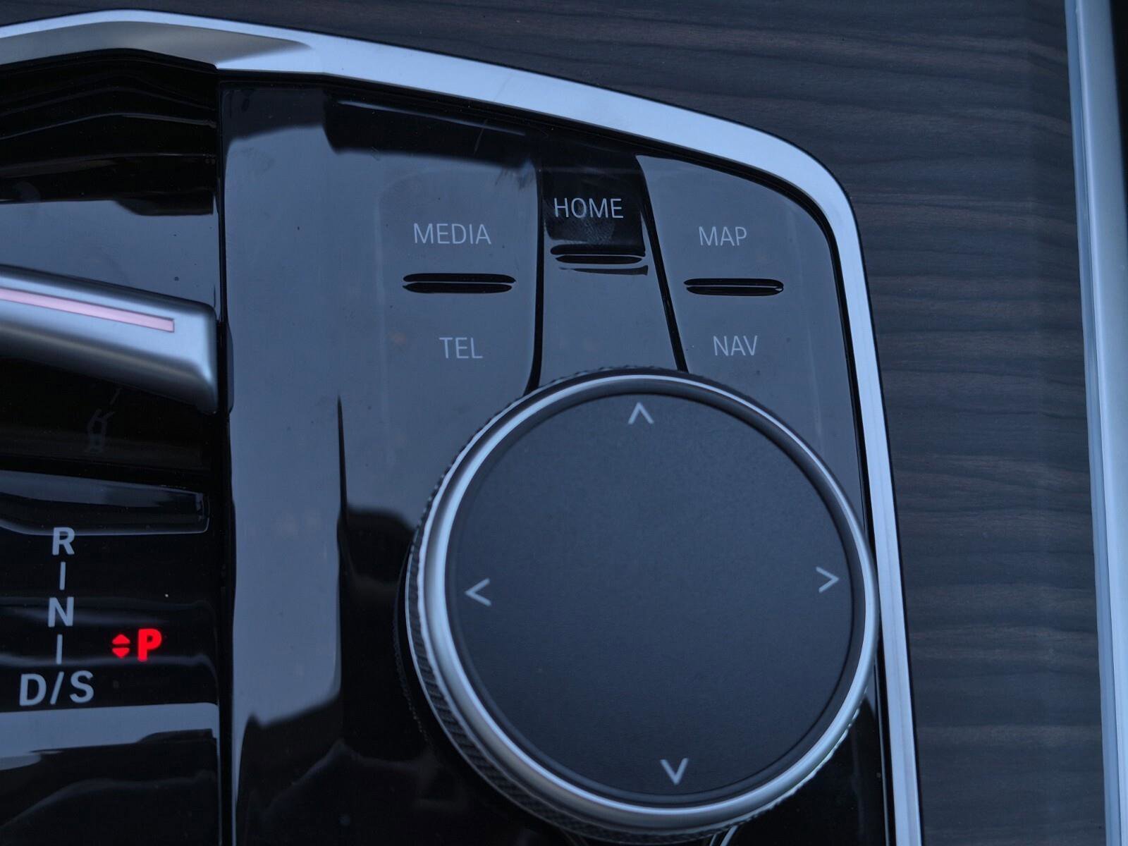 Certified 2026 BMW X5 xDrive40i w/ Climate Comfort Package image 22