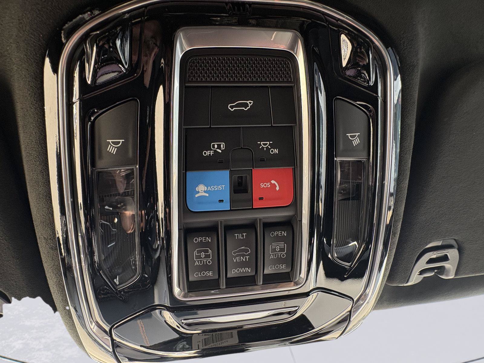 New 2026 Jeep Grand Wagoneer L Summit AWD/4WD image 16