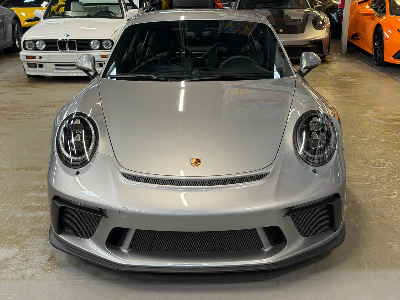 Used 2019 Porsche 911 GT3 RWD image 3