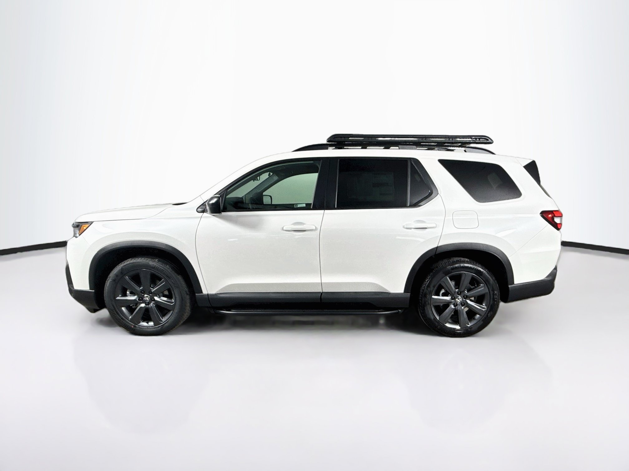 New 2026 Honda Pilot Sport image 7