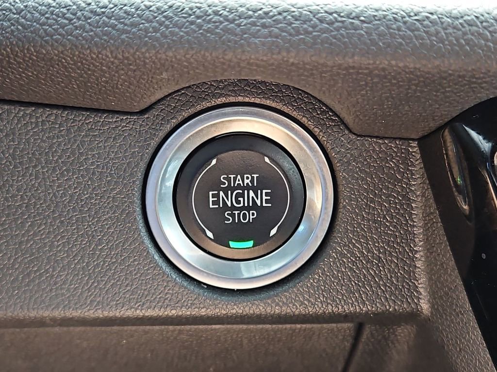 Certified 2024 Chevrolet Traverse LS w/ LPO, Floor Liner Package FWD image 17