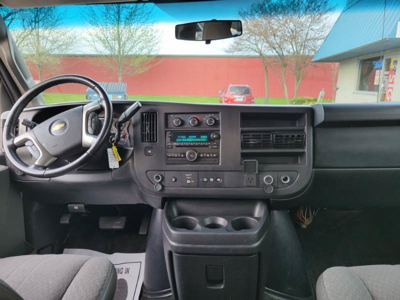 Used 2016 Chevrolet Express 2500 LS RWD image 29