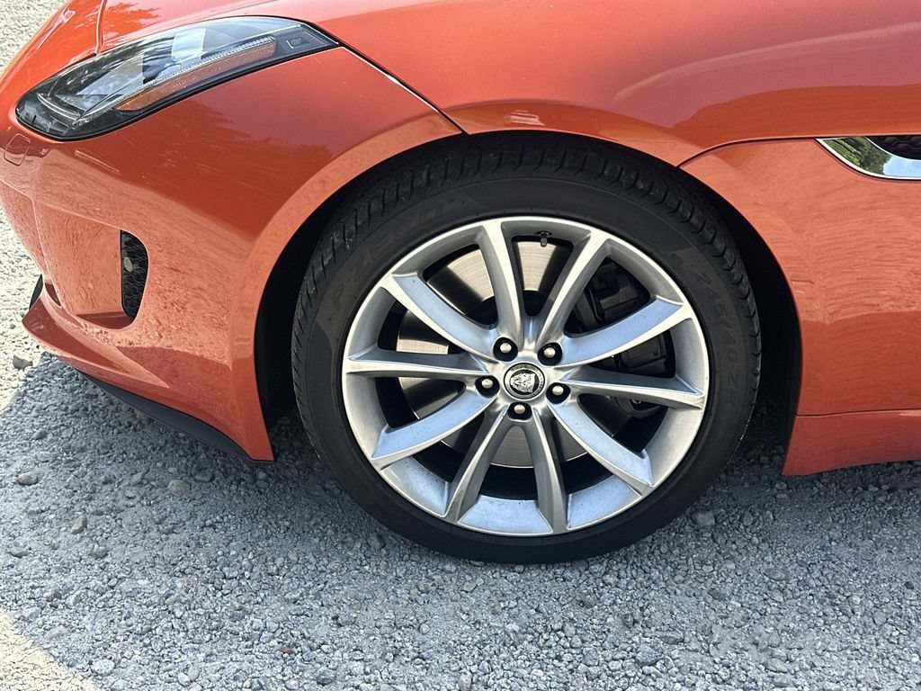 Used 2014 Jaguar F-TYPE S RWD image 11