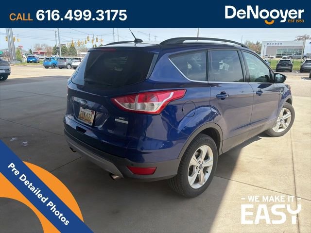 Used 2016 Ford Escape SE w/ Equipment Group 201A FWD image 5