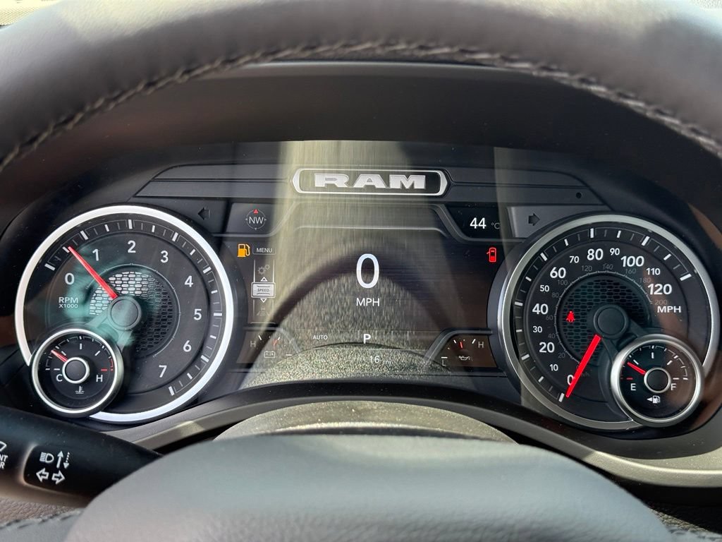 New 2026 RAM 1500 Big Horn AWD/4WD image 18