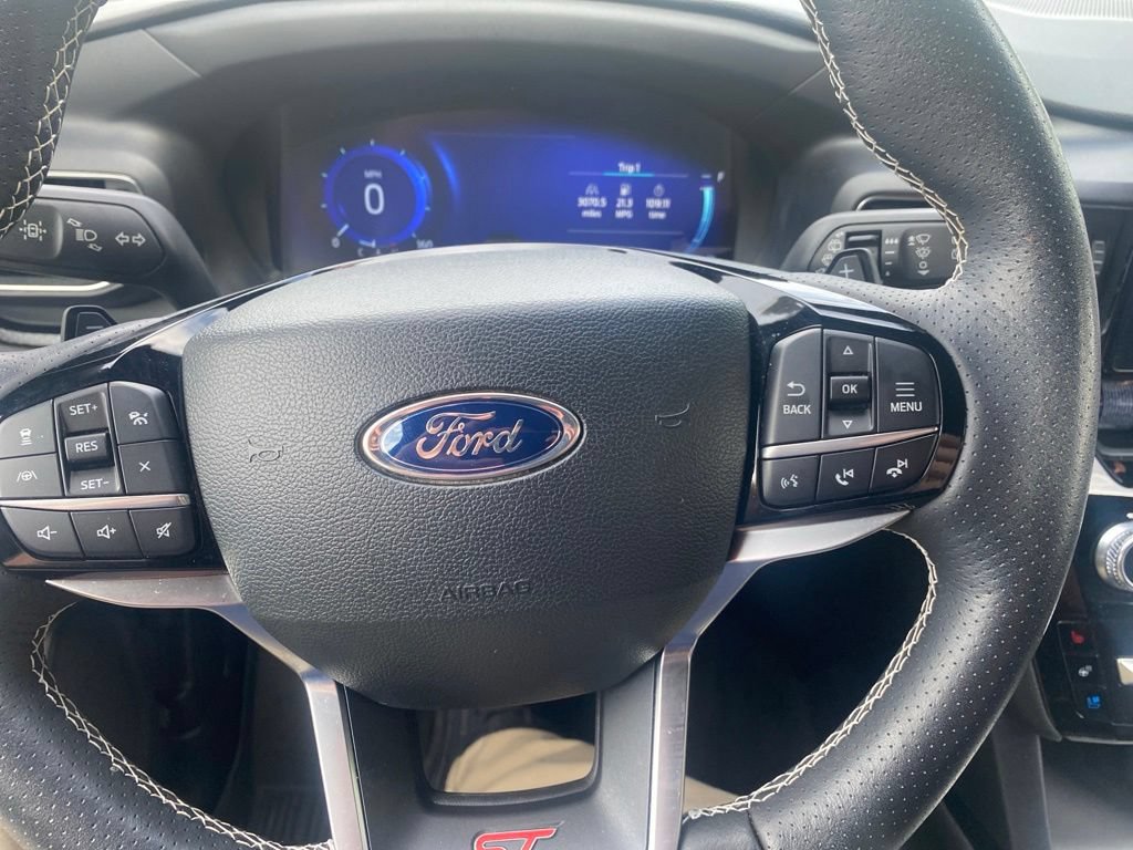 Used 2022 Ford Explorer ST w/ Equipment Group 401A AWD/4WD image 14