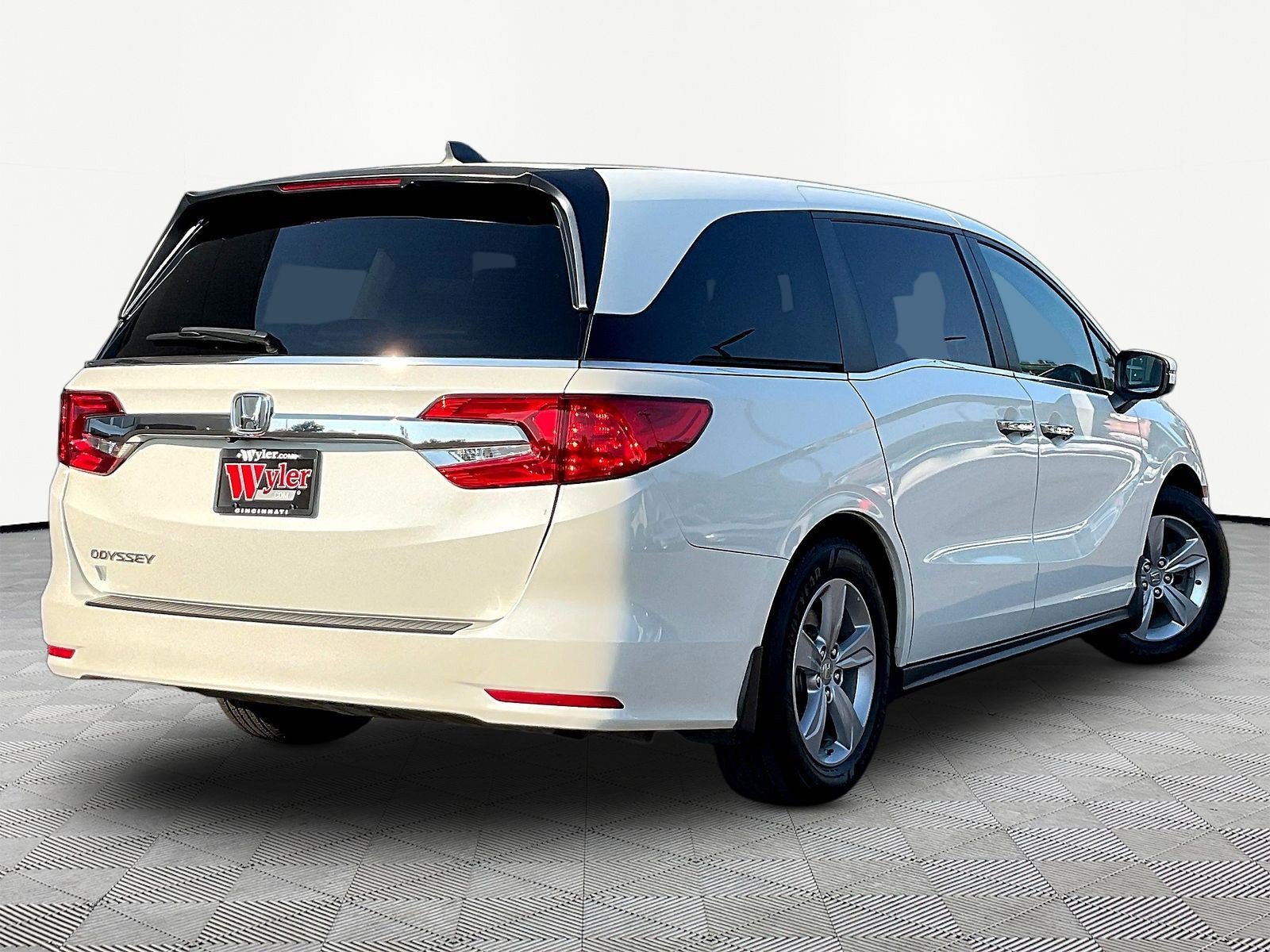 Used 2019 Honda Odyssey EX-L image 6