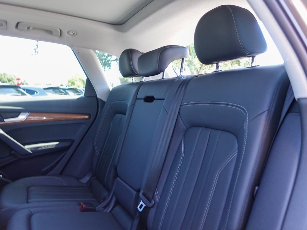 Used 2023 Audi Q5 2.0T Premium Plus AWD/4WD image 33