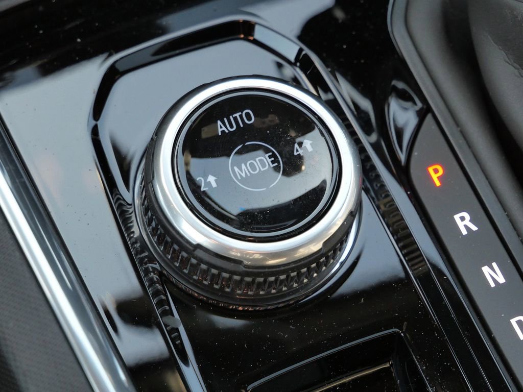 New 2026 GMC Canyon Elevation w/ Convenience Package image 47