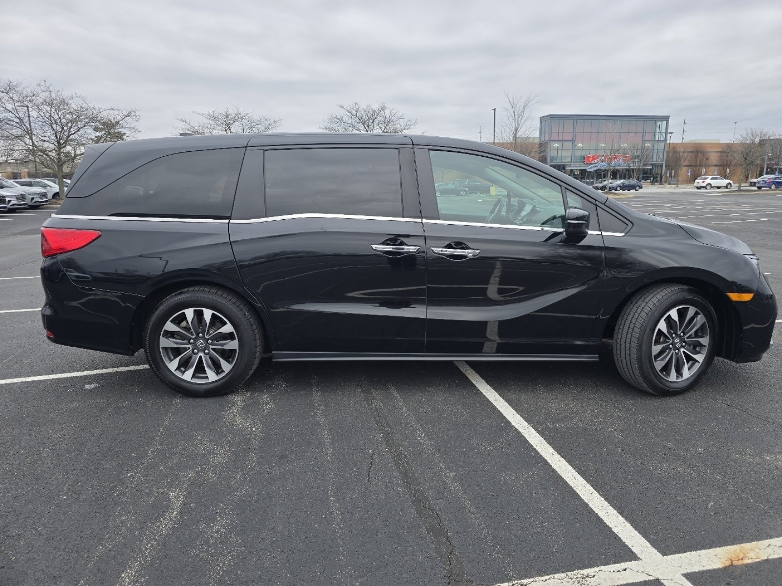 Certified 2024 Honda Odyssey EX-L image 17