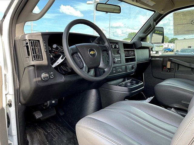 New 2025 Chevrolet Express 3500 w/ Power Convenience Package image 8