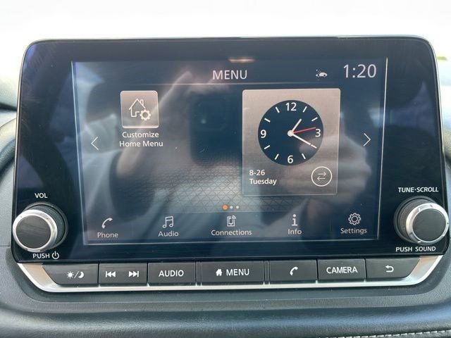 Used 2024 Nissan Rogue SV image 23