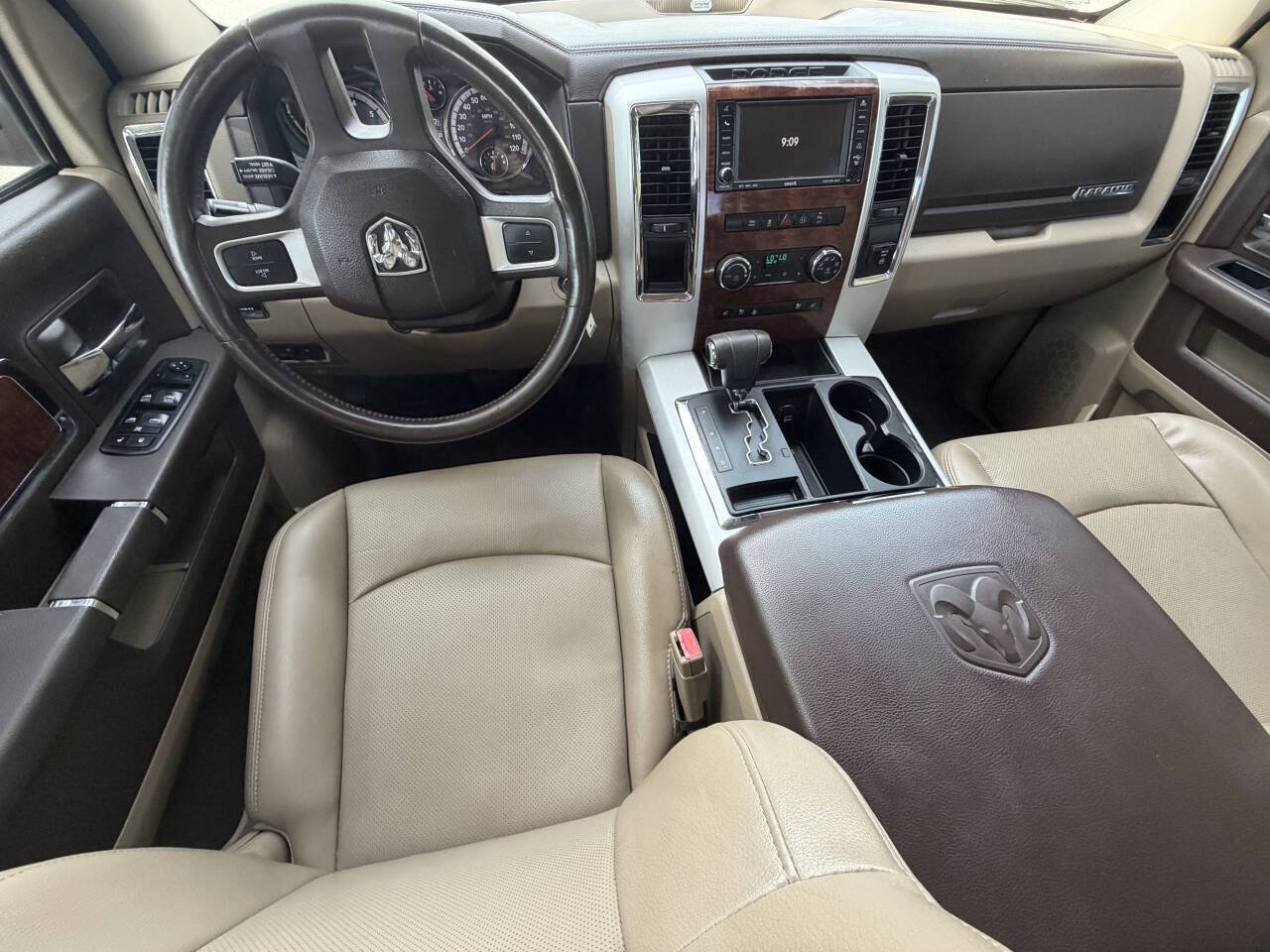 Used 2011 RAM 1500 Laramie RWD image 31