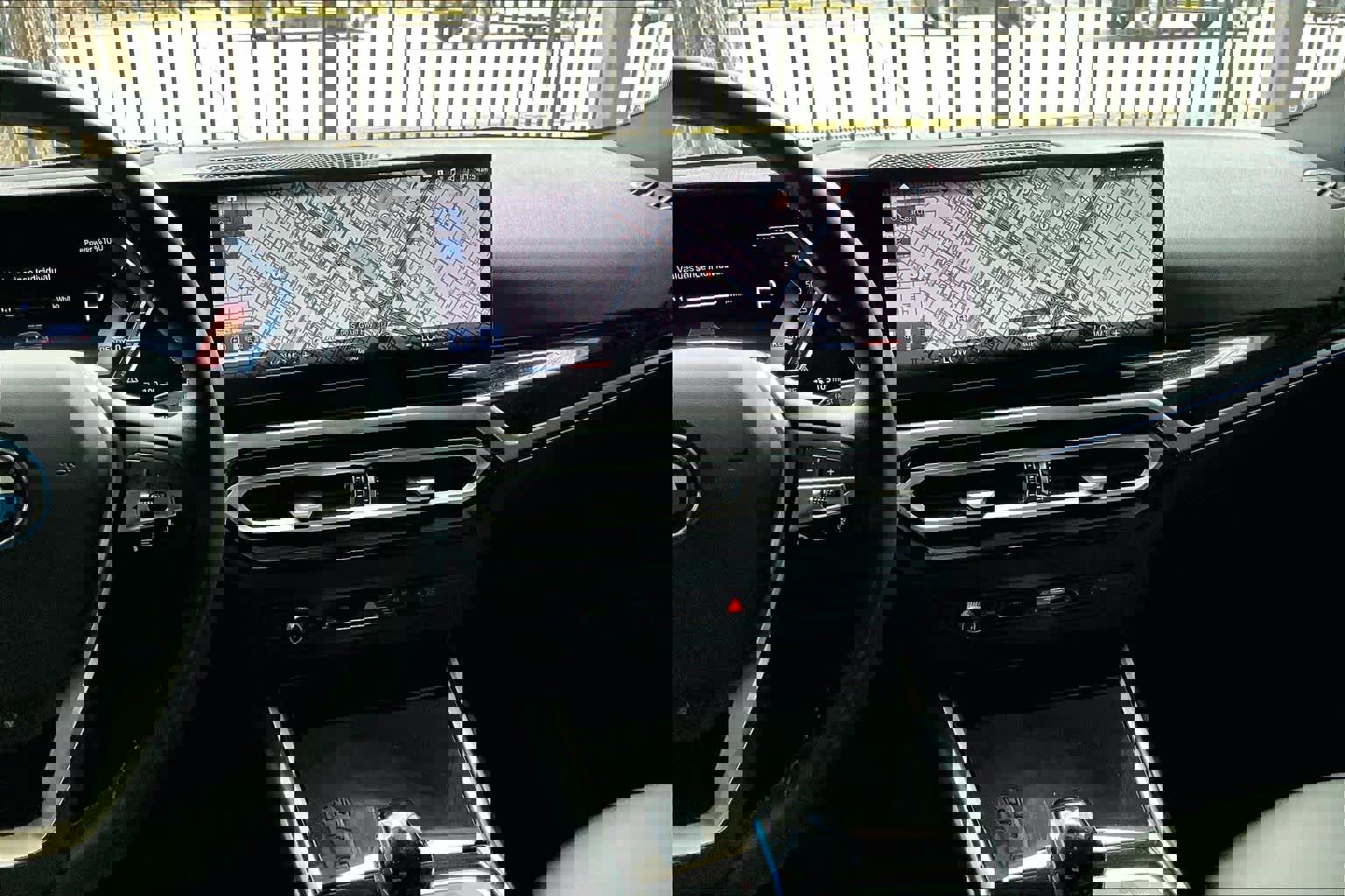 Used 2023 BMW i4 eDrive35 image 6