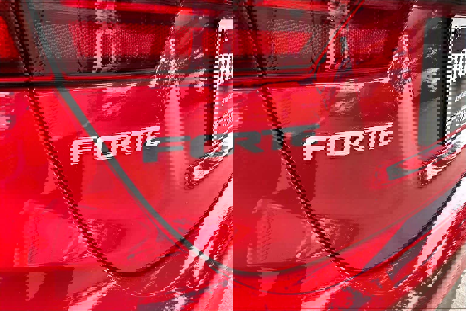 Used 2024 Kia Forte GT-Line image 30