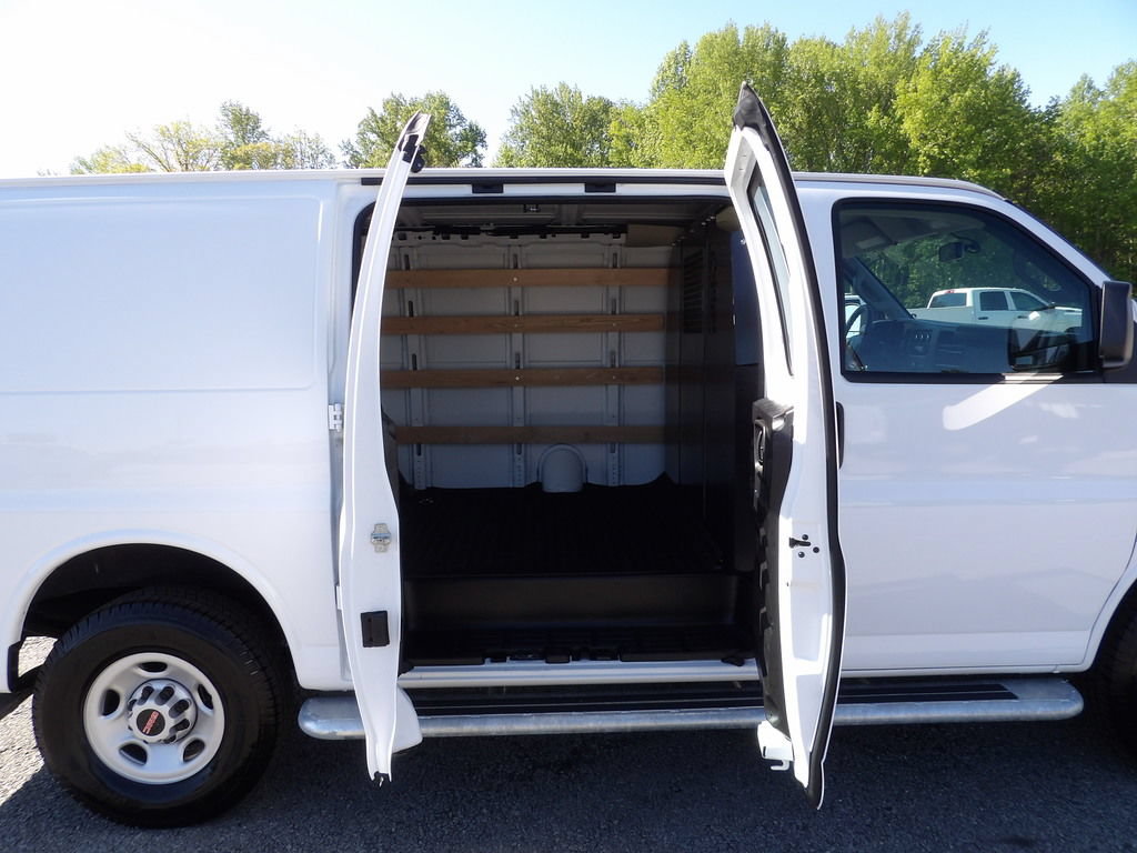 Used 2024 GMC Savana 2500 w/ Driver Convenience Package RWD image 25