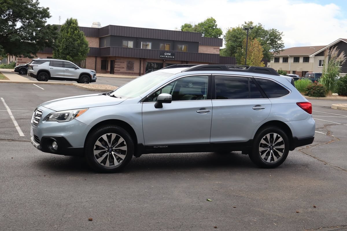 Used 2017 Subaru Outback 3.6R Limited AWD/4WD image 10
