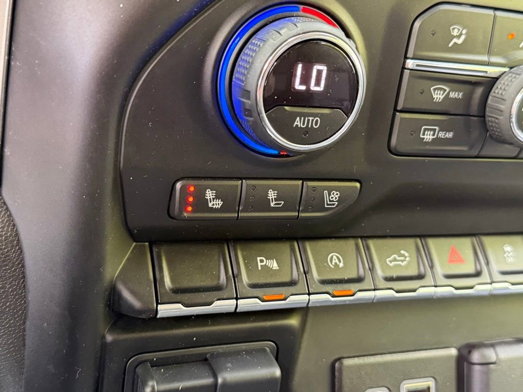 Used 2021 Chevrolet Silverado 1500 LTZ RWD image 28