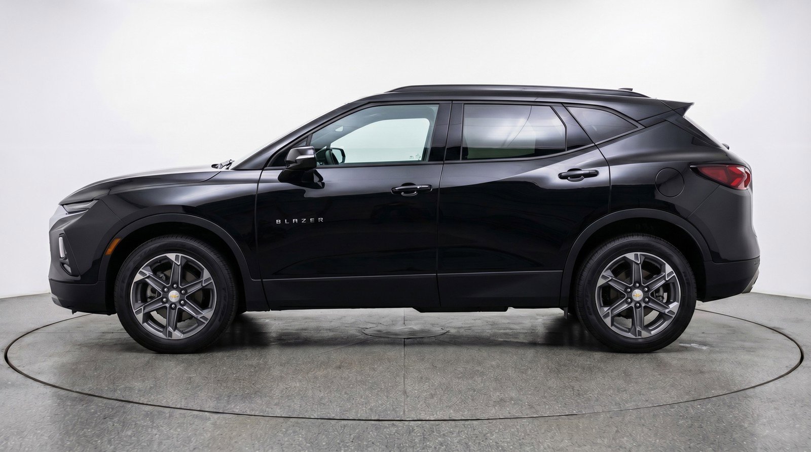 Used 2025 Chevrolet Blazer LT image 5