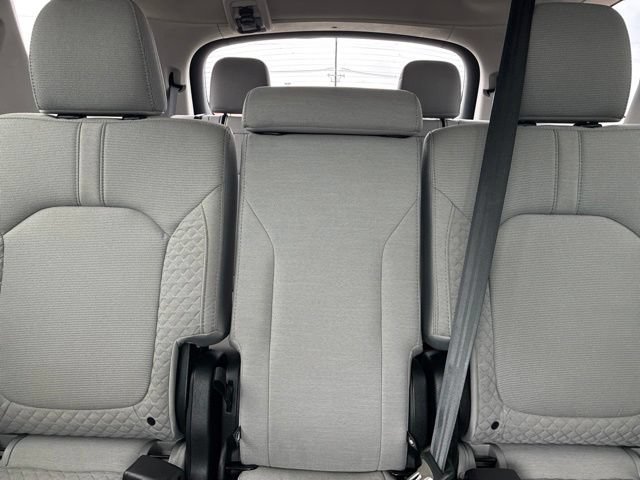 Used 2023 Honda Pilot LX image 38