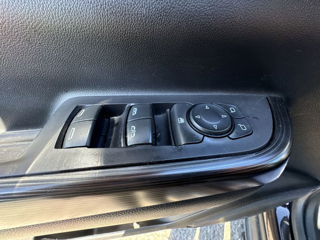 Used 2020 GMC Acadia SLT image 13