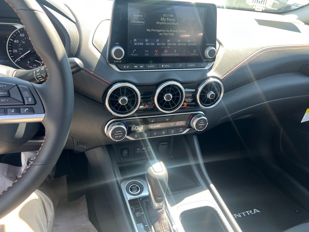 New 2025 Nissan Sentra SR w/ Trunk Package image 18