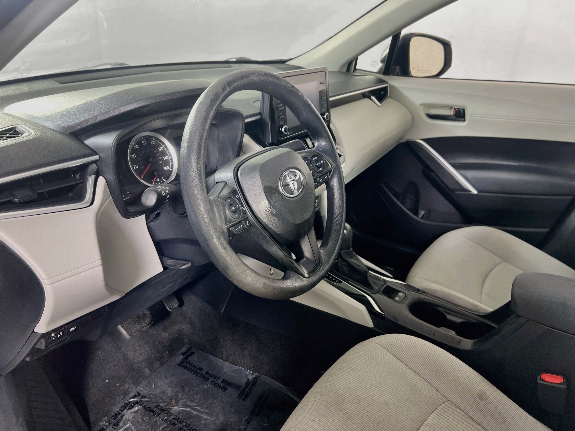 Used 2022 Toyota Corolla Cross L AWD/4WD image 9