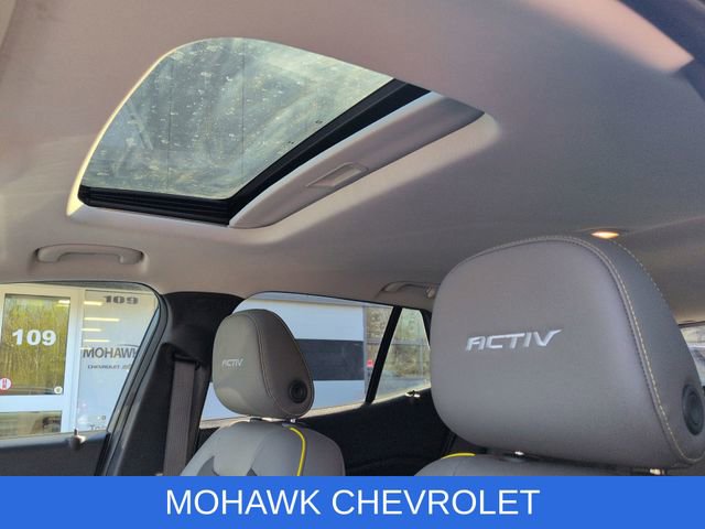 Used 2024 Chevrolet Trax ACTIV w/ Sunroof Package FWD image 19