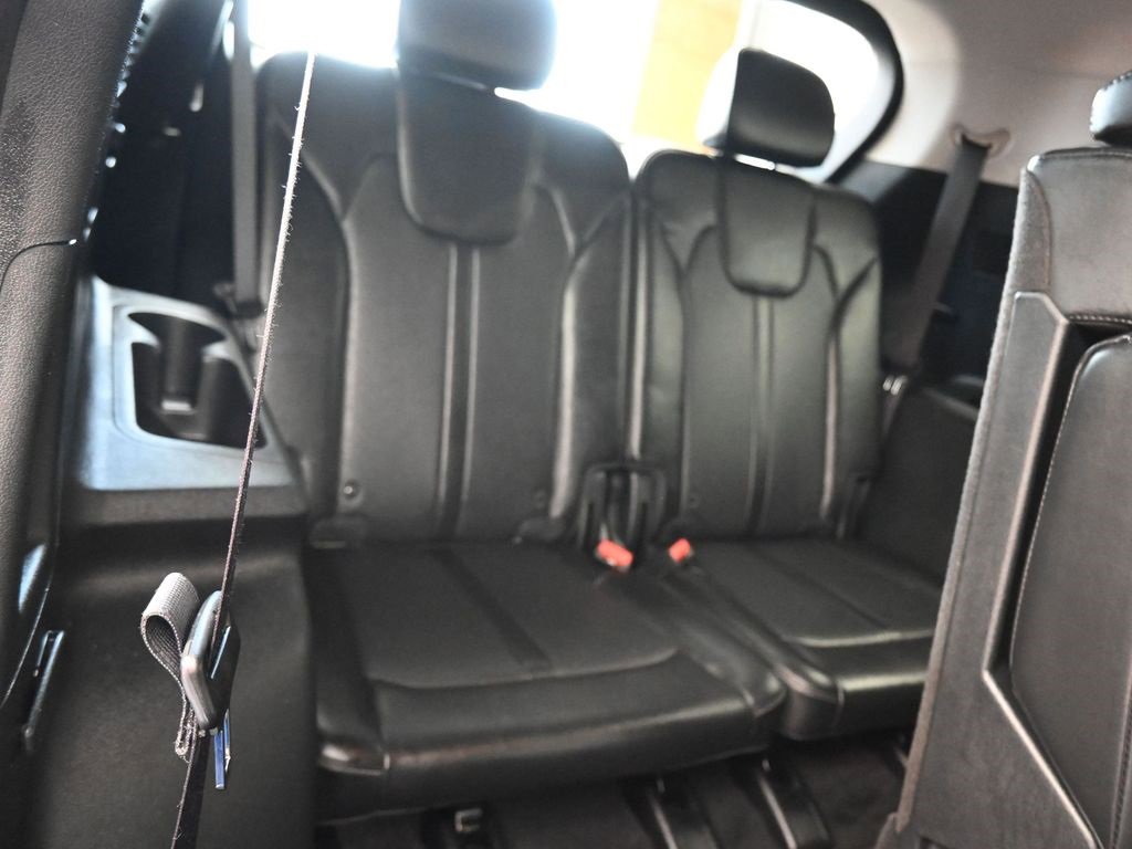 Used 2022 Kia Sorento S image 48