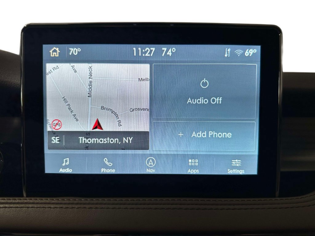 Used 2022 Lincoln Corsair AWD w/ Premium Package image 2