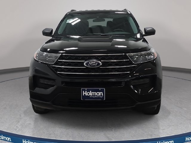 Certified 2023 Ford Explorer XLT w/ Class IV Trailer Tow Package AWD/4WD image 2