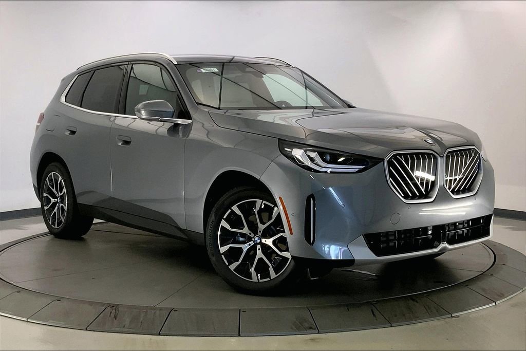 Certified 2025 BMW X3 xDrive30i w/ Convenience Package image 11