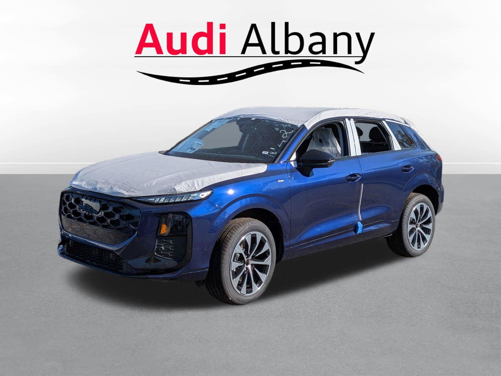 New 2026 Audi Q3 quattro 2.0T w/ Driver Assistance Package AWD/4WD image 1