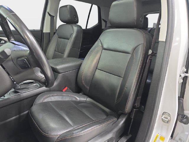 Used 2021 Chevrolet Traverse LT w/ LT Premium Package AWD/4WD image 14