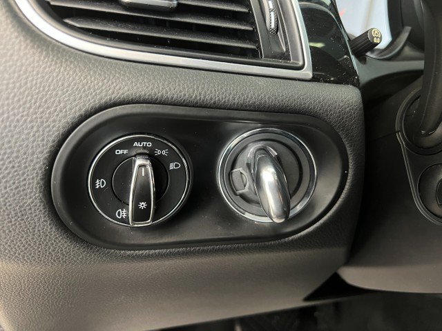 Used 2017 Porsche Macan S AWD/4WD image 21