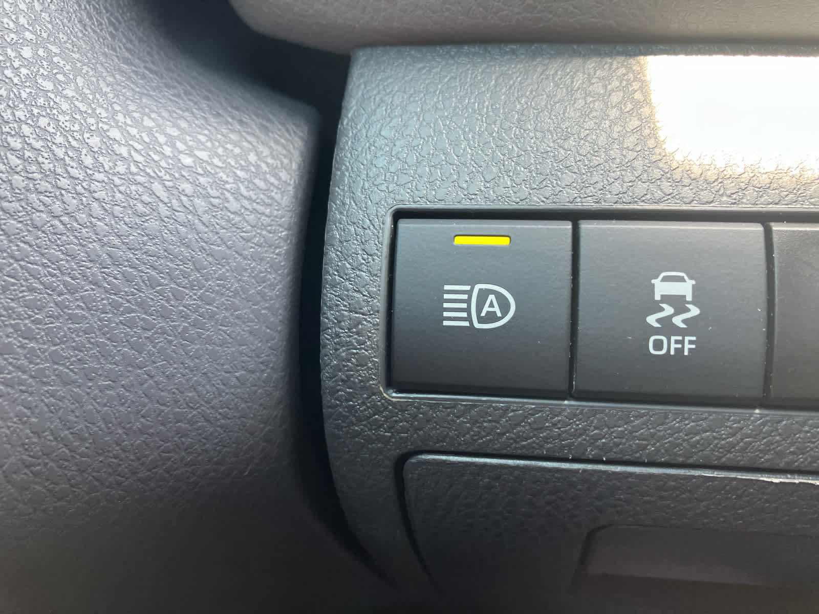 Used 2024 Toyota Camry LE FWD image 13