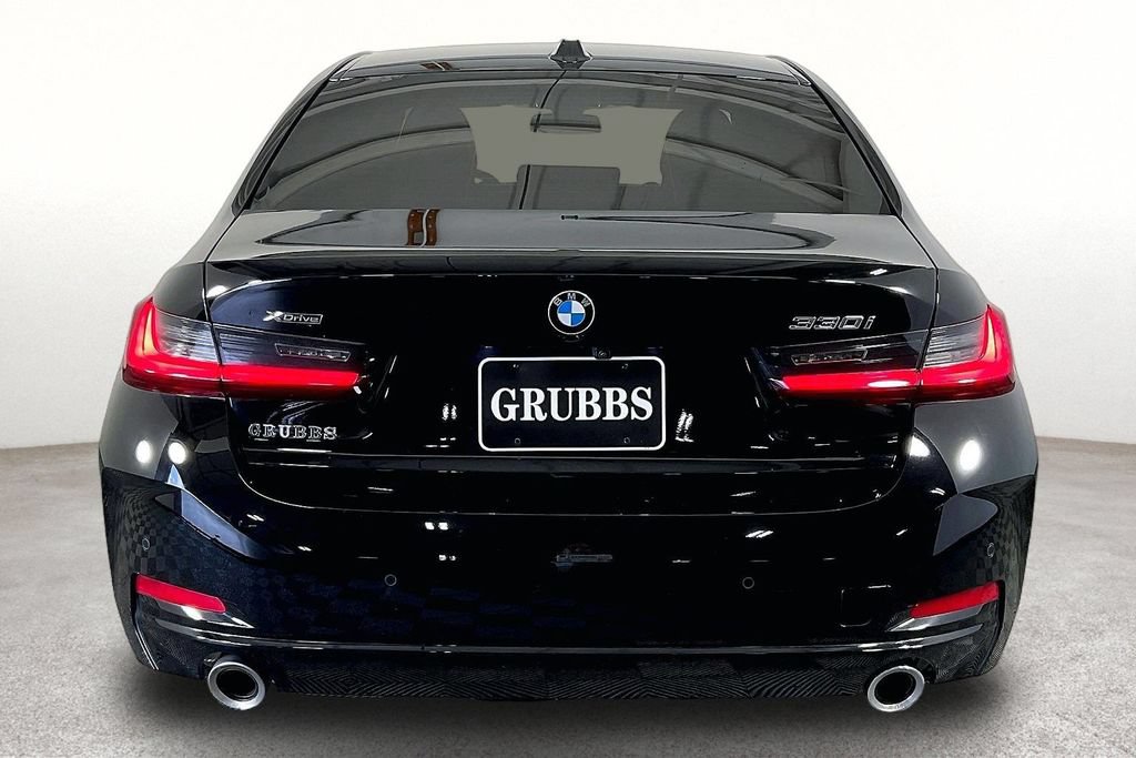Used 2026 BMW 330i xDrive Sedan AWD/4WD image 6