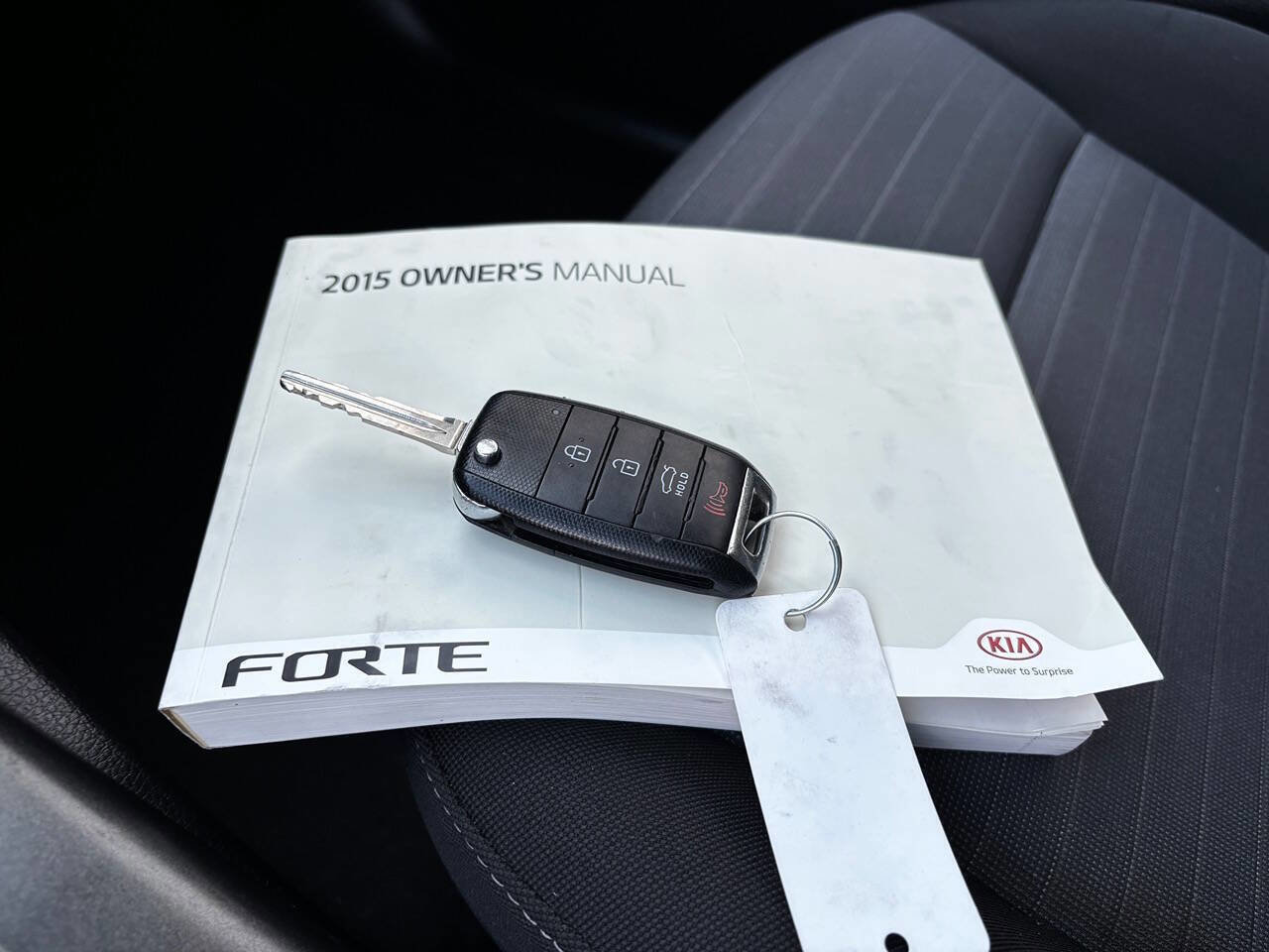 Used 2015 Kia Forte EX image 42