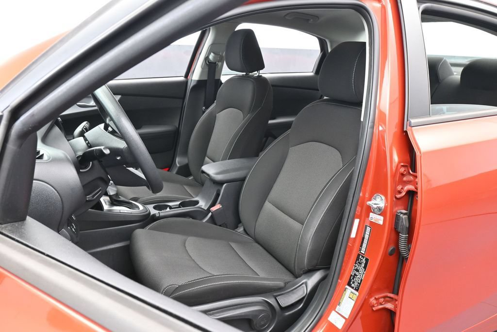 Used 2023 Kia Forte LXS w/ LXS Technology Package FWD image 10