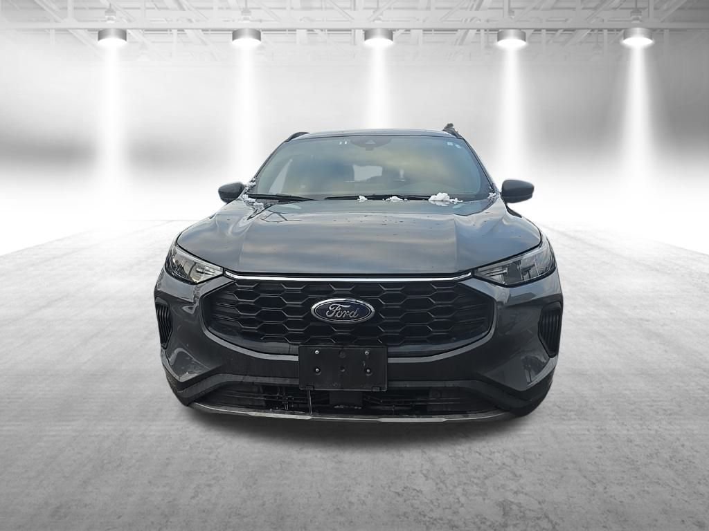 Used 2025 Ford Escape ST-Line image 3