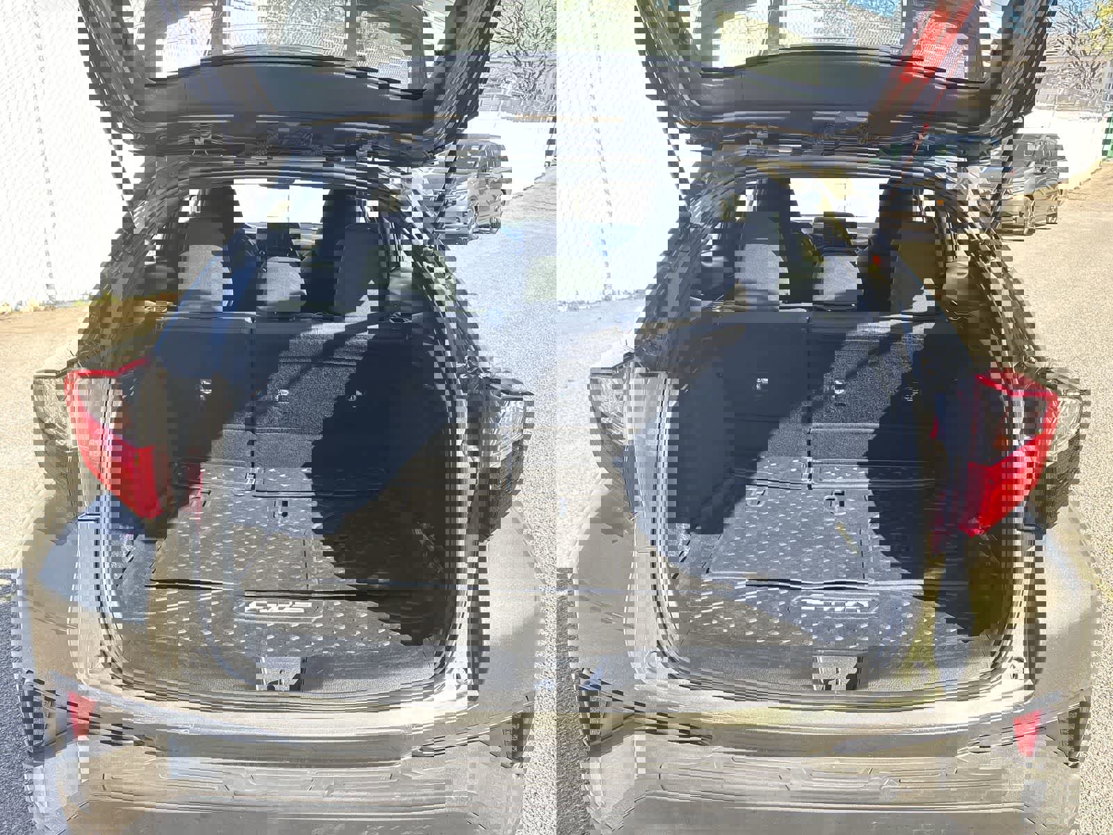 Used 2021 Toyota C-HR XLE image 39