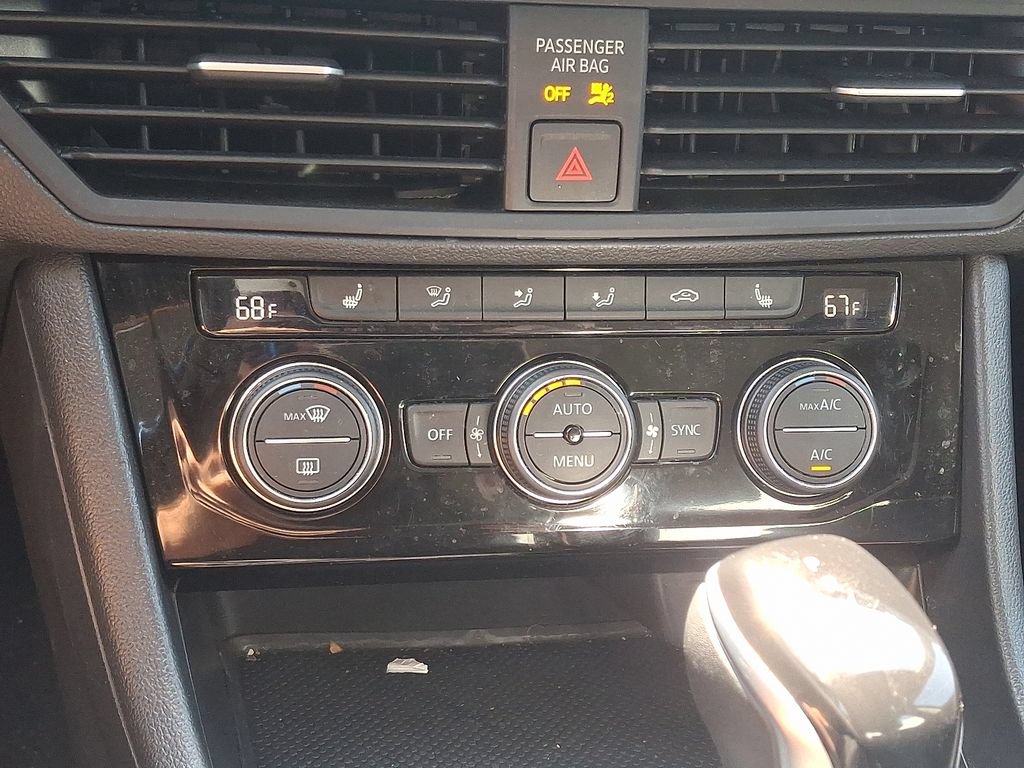 Used 2024 Volkswagen Jetta SE FWD image 15