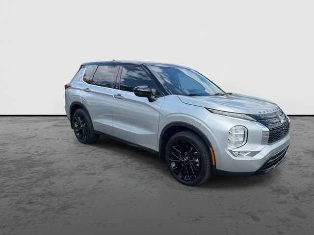 Used 2023 Mitsubishi Outlander SEL FWD image 9