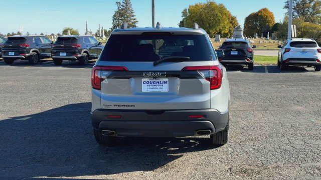 Certified 2023 GMC Acadia SLE w/ Driver Convenience Package image 2