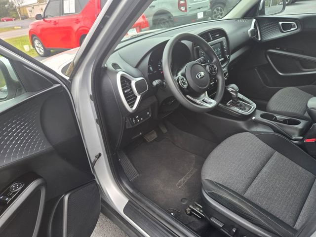 Used 2021 Kia Soul S image 4