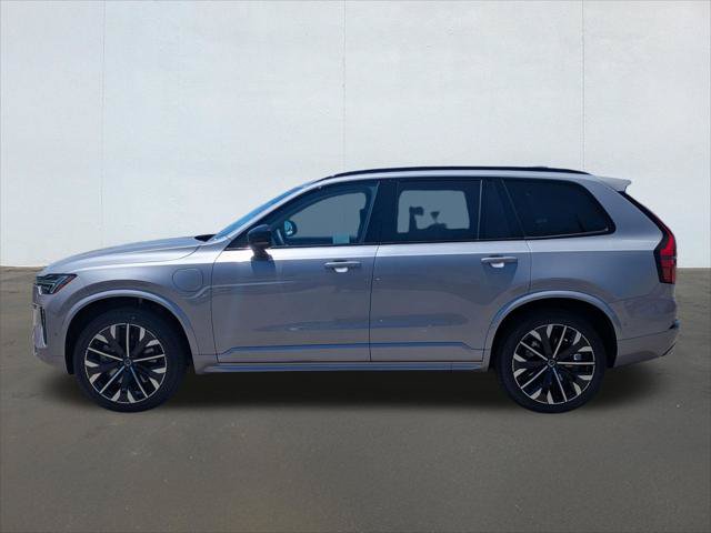 New 2026 Volvo XC90 T8 Ultra w/ Protection Package AWD/4WD image 3