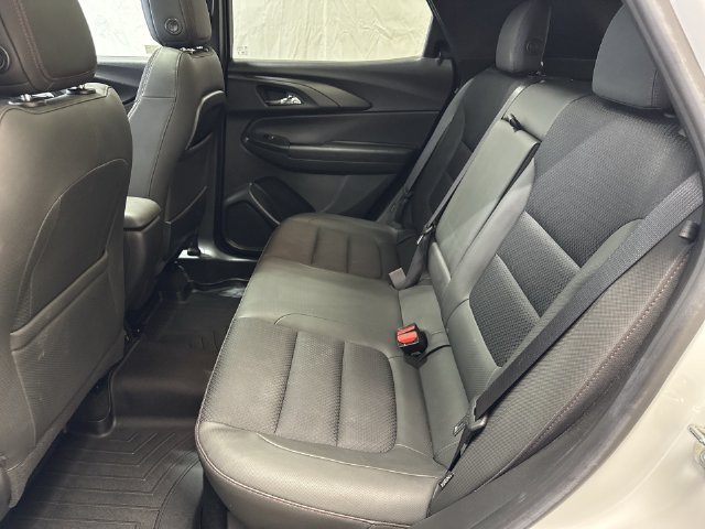 Certified 2022 Chevrolet TrailBlazer RS w/ Sun and Liftgate Package AWD/4WD image 13
