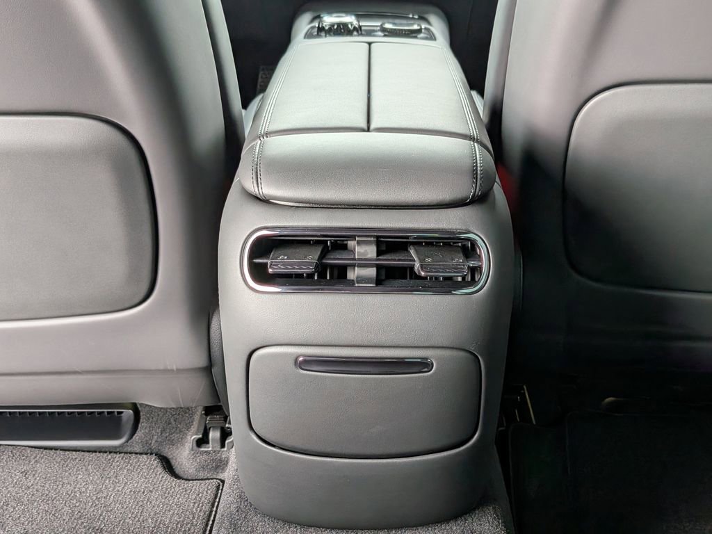 New 2026 Genesis G90 3.5T Prestige image 25