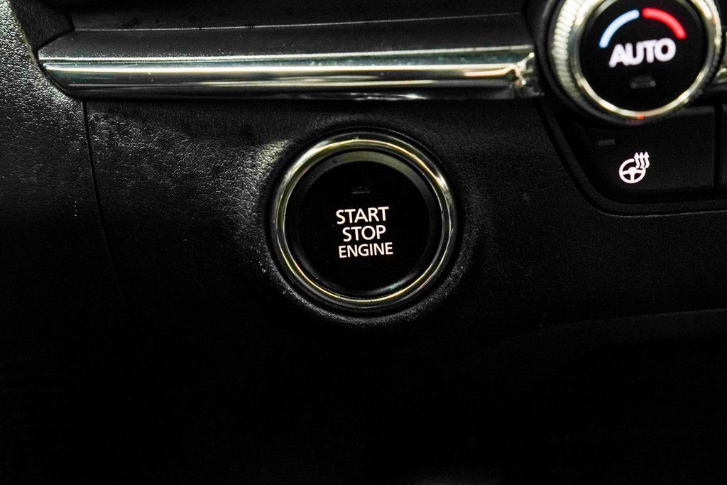 Used 2022 MAZDA MAZDA3 s image 24