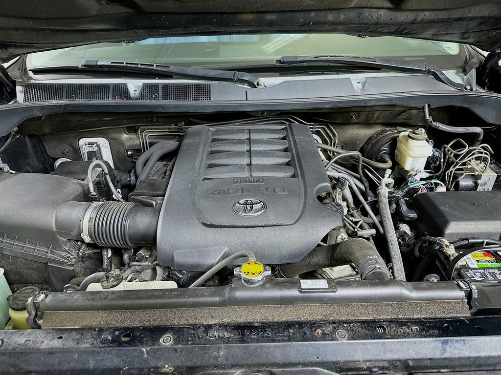 Used 2017 Toyota Tundra SR5 image 9
